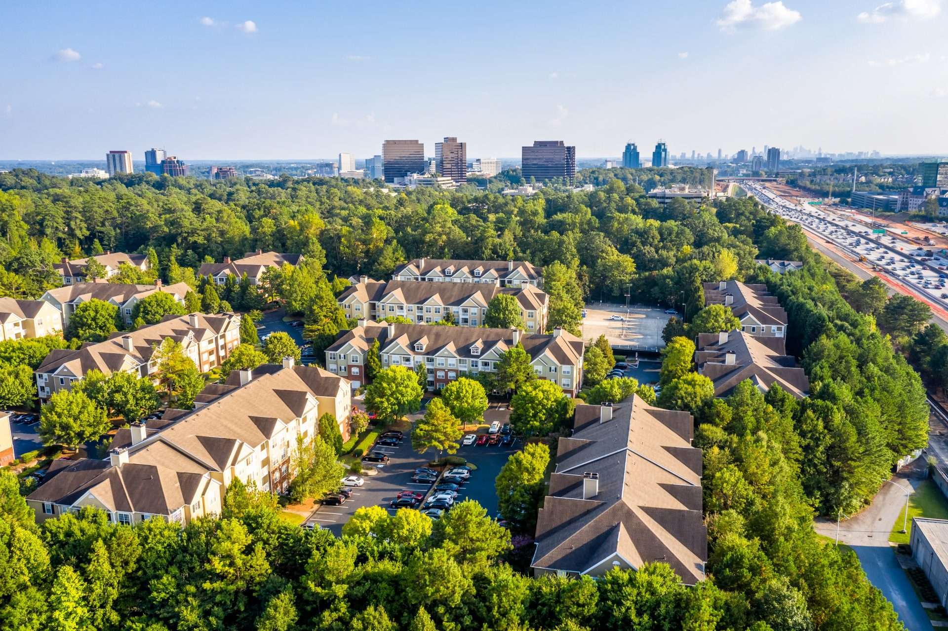 Sandy Springs Neighborhoods [2024] Best Neighborhoods & 👨‍👩‍👧‍👧 Where